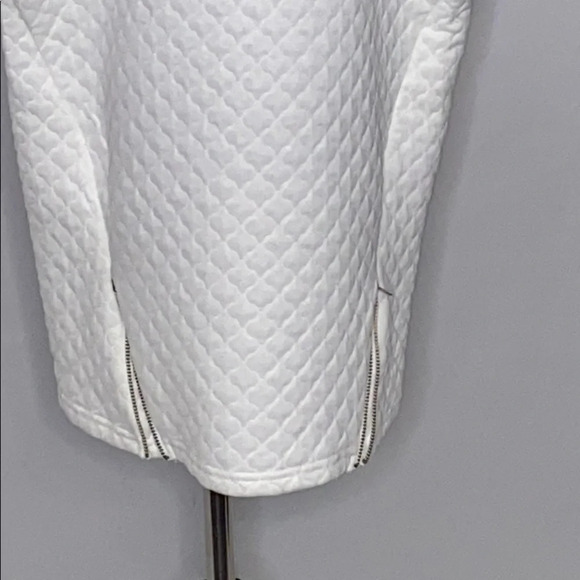 7 For All Mankind Short Sleeve Quilted Zip… - Picture 3 of 8